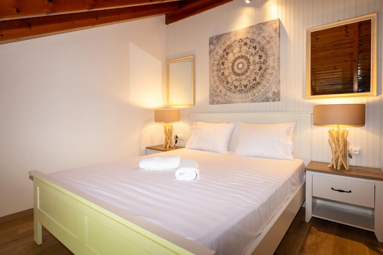 Ionian Suites Achílleion Exterior foto